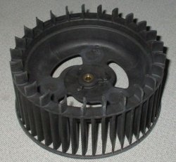 Pravý rotor odsavače (9178005434.jpg)