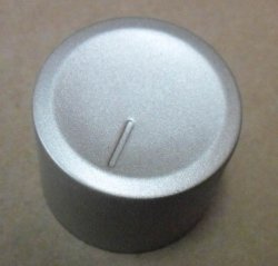 Knoflík stříbrný GKN (150240250.jpg)